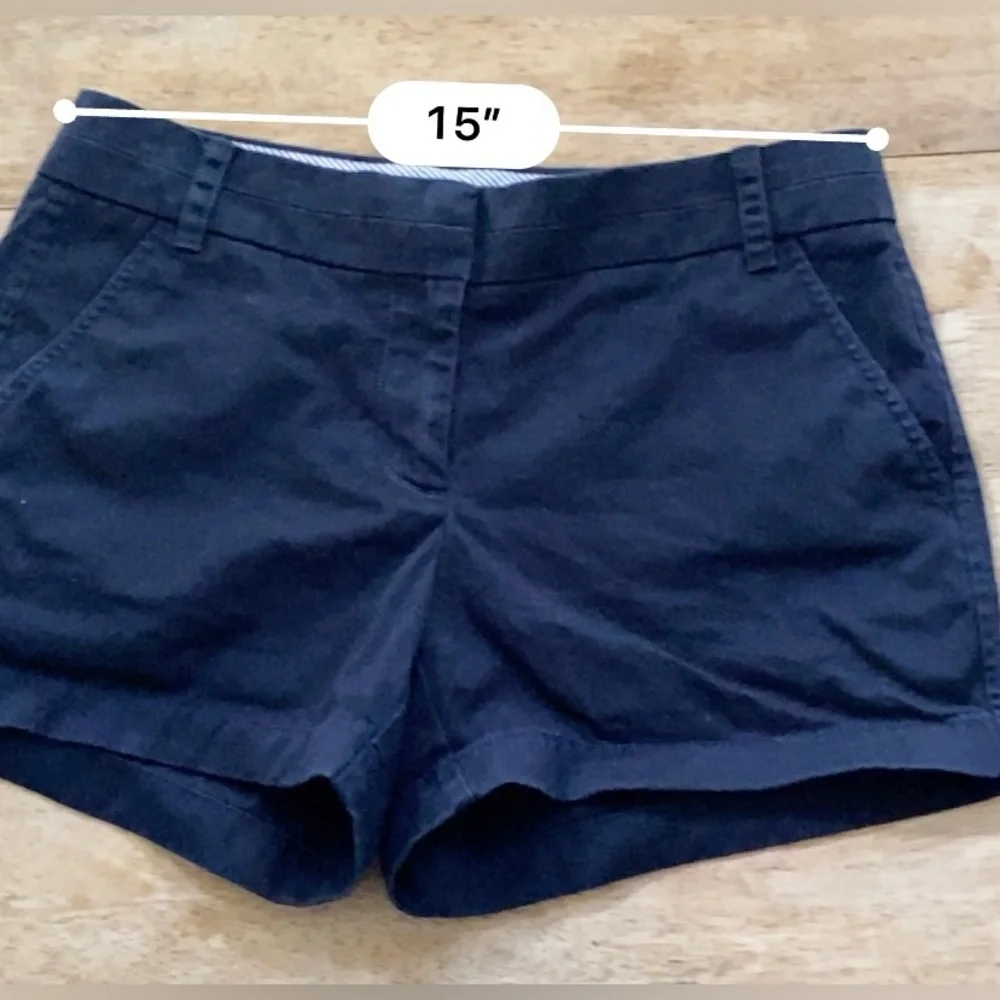 J‎ Crew Women’s Sz 4 4” Navy Chino Shorts